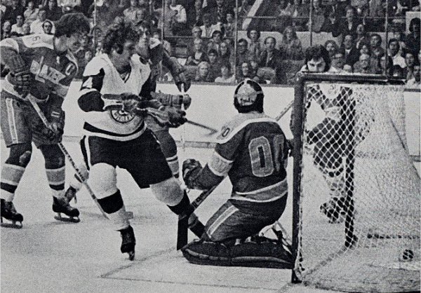 Larry Pleau scores the game winning goal in the Whalers first game